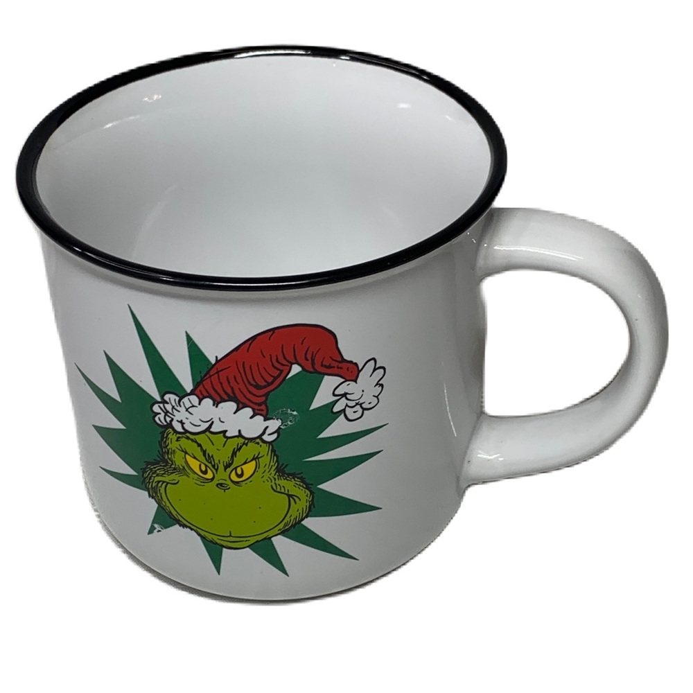 Grinch Mug. EUC. Perfect for cooler weather coming. Hot Chocolate, coffee.